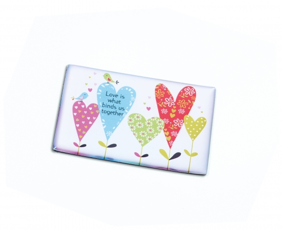 Magnet "Love is what binds us together"